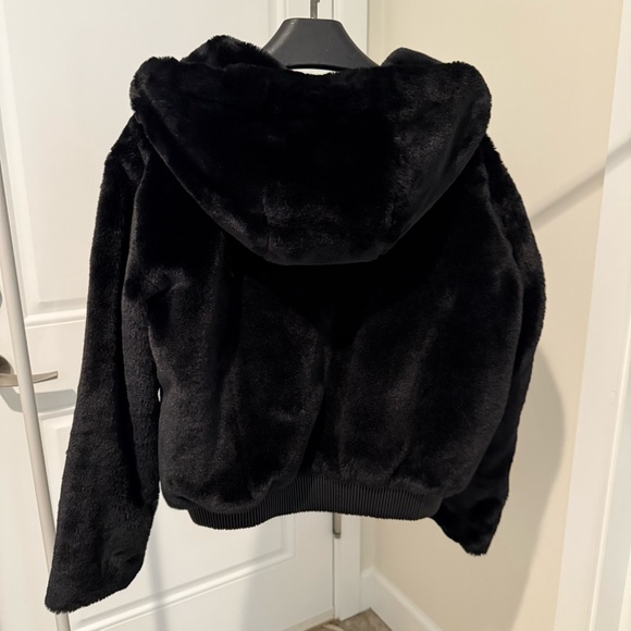 Zara Black Faux Fur Jacket size XS - Picture 6 of 8